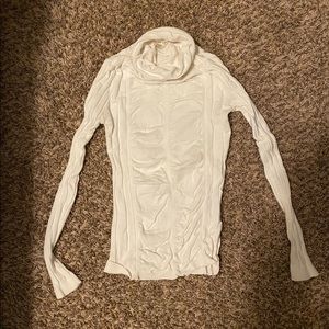 Maurices sweater size medium